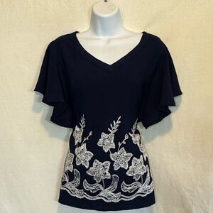 A-178 Ana & Rose NWT Blue‎ & White Floral Embroidered Short Sleeve Blouse Size L